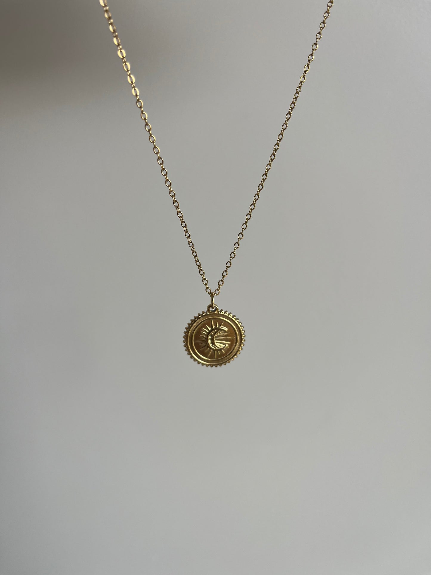 Collier pendentif - Soleil - acier inoxydable