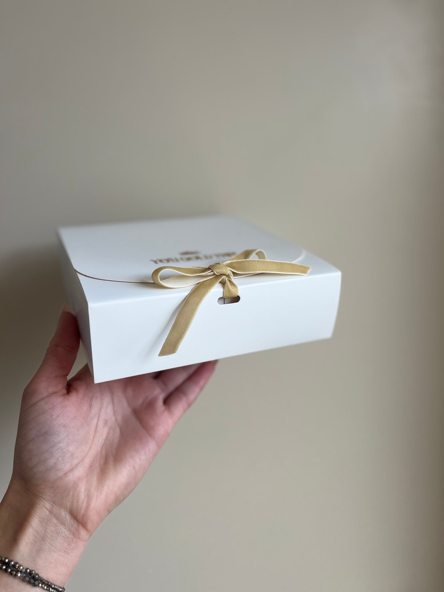 Petite boîte cadeau – ruban velours – You Gold This doré
