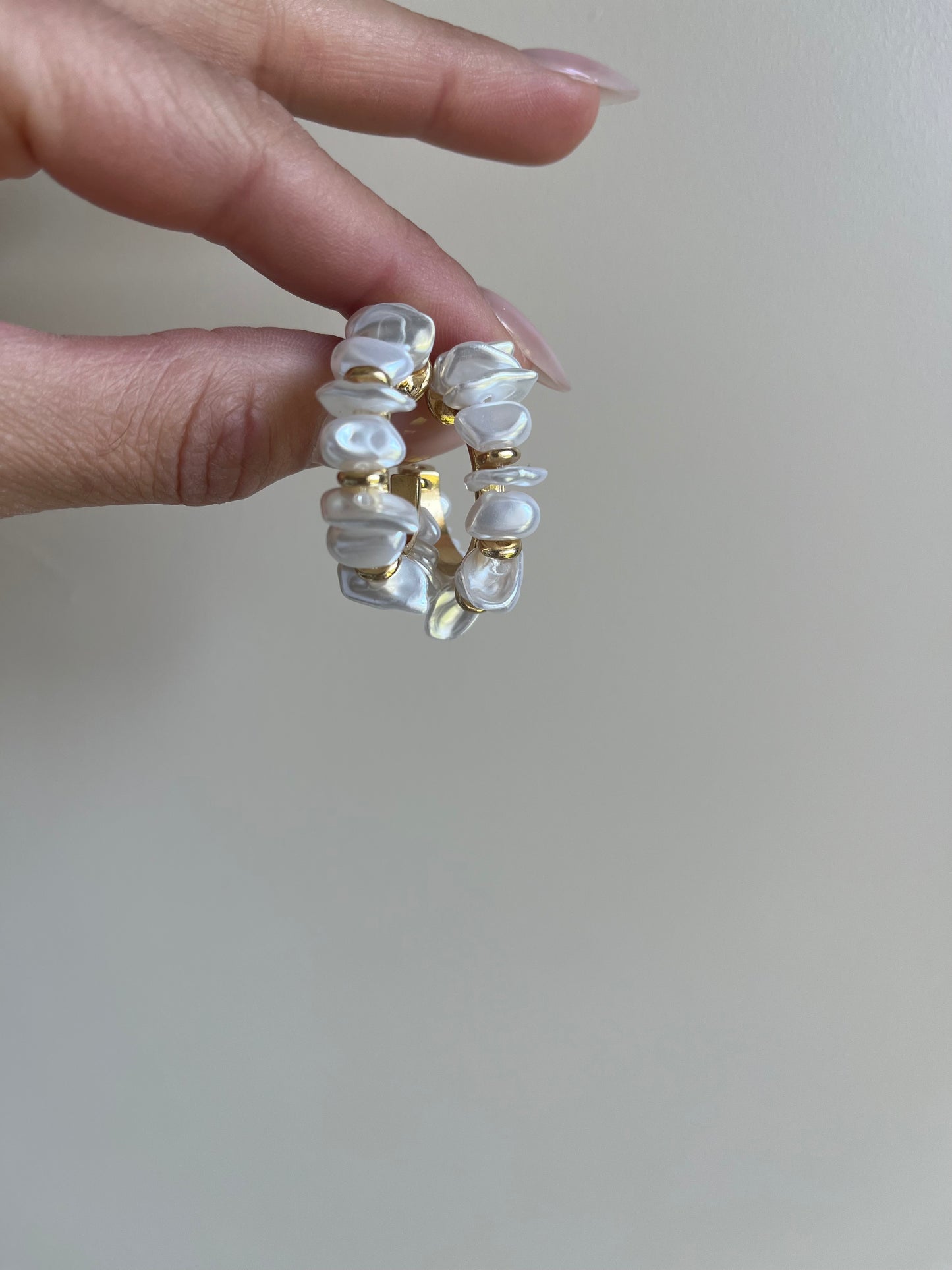 Boucles d'oreilles - Perlita- Acier et perle blanche
