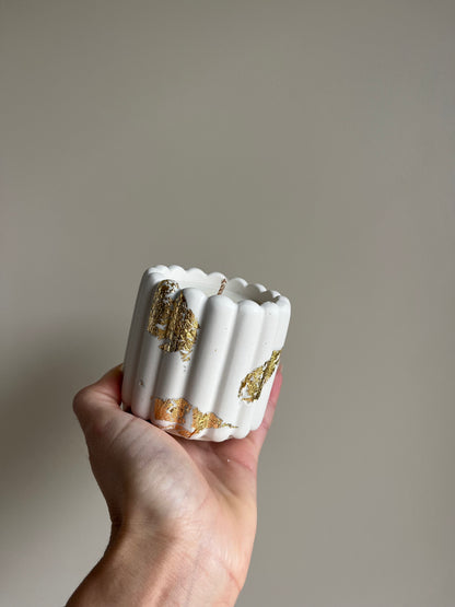 Bougie végétale parfumée - Ambre gris - Feuille d'or - 35h