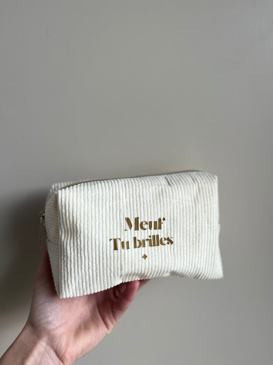 Trousse velours beige « Meuf tu brilles » – Trousse maquillage chic et féminine You Gold This