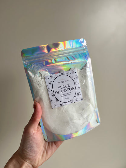 Poudre d’aspirateur parfumée Fleur de coton – Naturelle – Parfum de Grasse – You Gold This