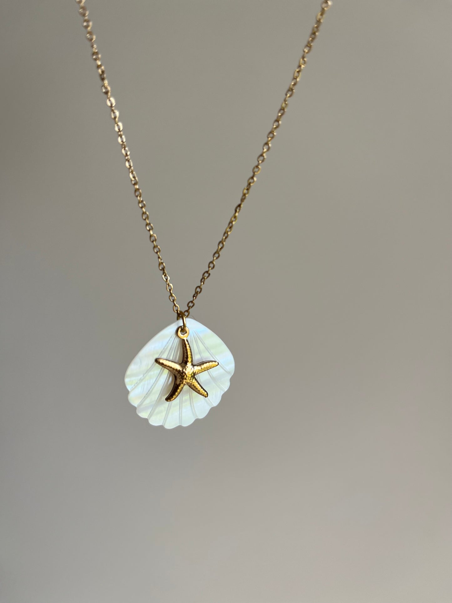 Collier pendentif Palma - coquillage en nacre et étoile de mer