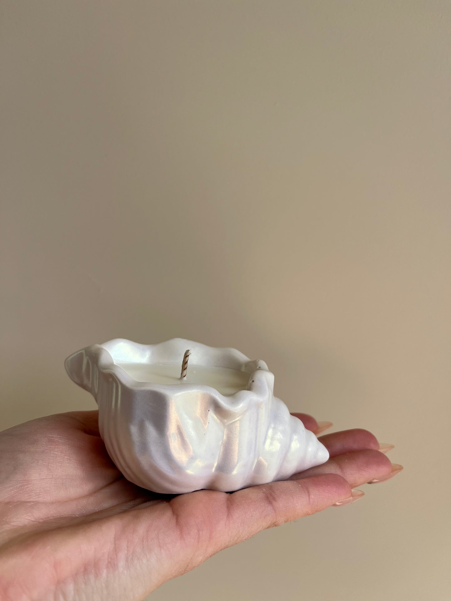 Bougie coquillage 🐚 Monoï-vanillé - Modèle 2